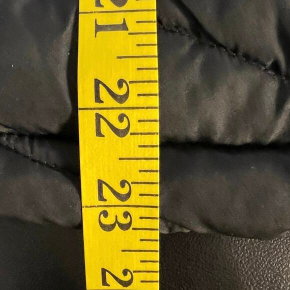 GAP Black Zip Front High Neck Puffer Jacket Size M - Picture 9 of 10